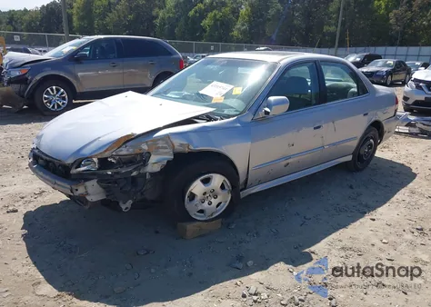 2001 Honda Accord 3.0 Ex z USA, uszkodzony, nr VIN 1HGCG16551A042419